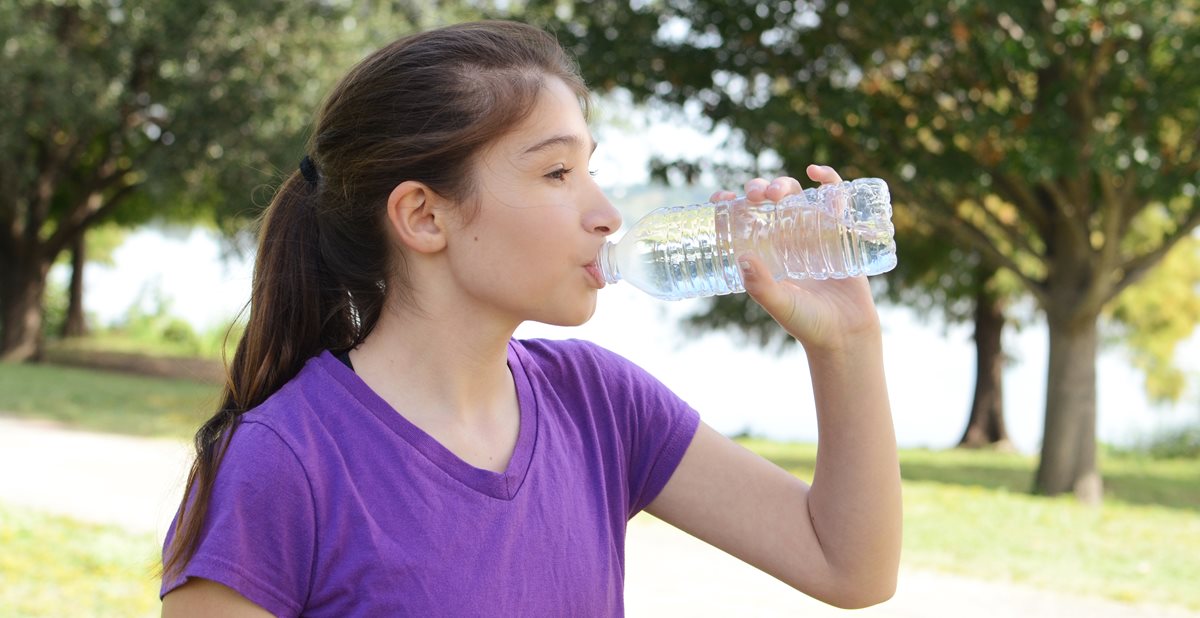 Water intake for teenage athletes