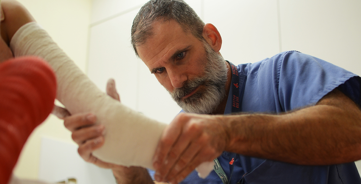 Dr. Anthony Riccio casting a patient. 