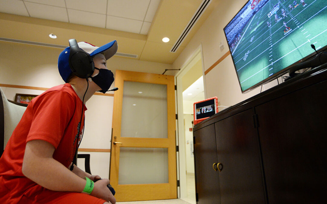 University of Alabama Football Team Visits Scottish Rite for Children