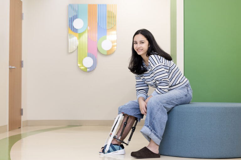 Eman’s Quiet Confidence Shines Through the Reconstruction of Her Leg